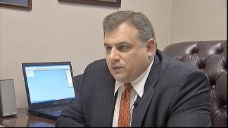 NJ Teacher Faces Criticism for Facebook Slurs