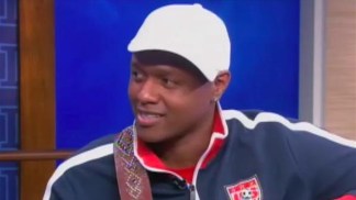 "The Voice" Sensation Javier Colon Sings