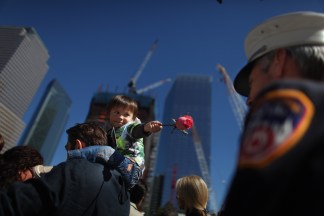 Images of Sorrow: New York's 9/11 Ceremony at Ground Zero