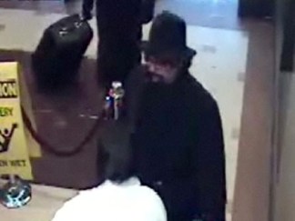 Hasidic Jews (Not) Hold Up Jewelry Store