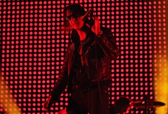 A Plea to The Strokes: Please Play New York