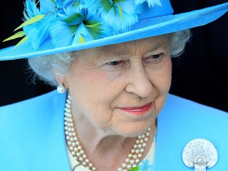 Queen Meets Middleton Family