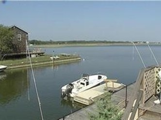 Long Islanders Prep for Hurricane Earl