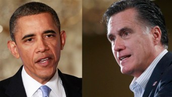 Obama, Romney Blitz Battlegrounds