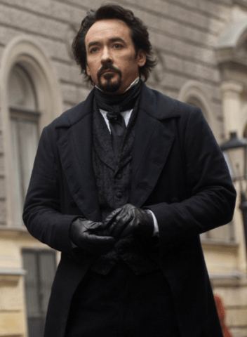 Reel Style: Ominous, Old-Fashioned Looks in Time for