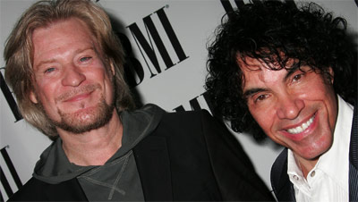 On Sale: Hall & Oates with Chris Isaak Summer NYC Shows