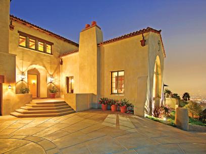 A Sunny Spanish Compound in Southern California