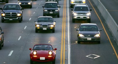 To thin out emissions coming from the nation's highways, the Energy and Commerce Committee is pushing a "cash for clunkers" bill to be voted on today. To thin out emissions coming from the nation's highways, the Energy and Commerce Committee is pushing a "cash for clunkers" bill to be voted on today.
