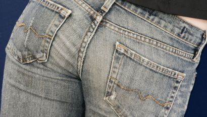 Super-tight jeans and high heels makes for a painful combination. Is it worth it? 