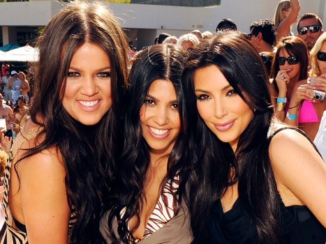 Kardashian Sisters Collaborate on 'Curvy' Clothing Line