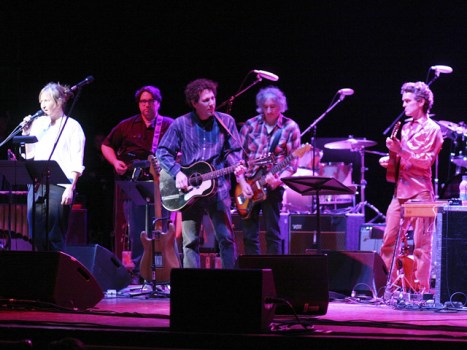 Yo La Tengo Announces Free CMJ Show