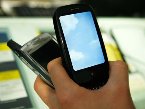 Medical, Health Smartphone Apps Under Scrutiny