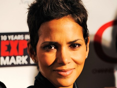 Clippings: Halle Berry Rumored to Be on Vogue's September Cover
