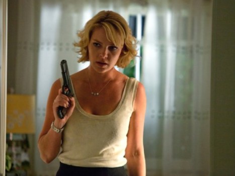 Fully-Armed Heigl Is Not Gonna Quit on Romantic Comedies