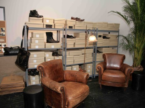 Cole, Rood & Haan Unveils Fall 2009 Collection