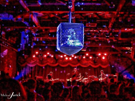 Matisyahu Ushers in the Holiday Season With His Festival of Light