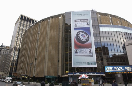 Madison Square Garden Reopens Tonight After Asbestos Scare