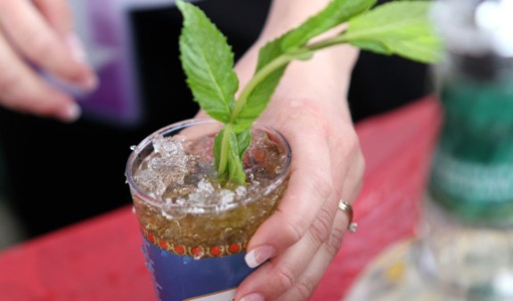 Bar 30 Opens In Rock Center