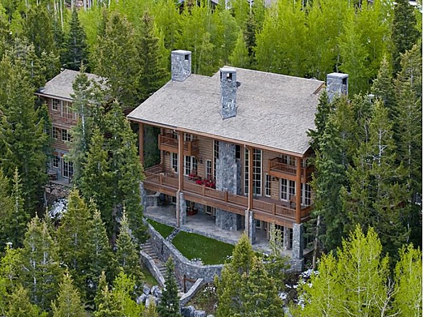 Dreamworks CEO Selling Huge Ski Chalet 