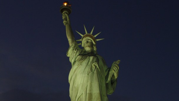 I-Team: Lady Liberty Workers Frustrated by Delays