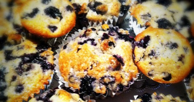 The Vegetable Diaries: Better-For-You Blueberry Muffins
