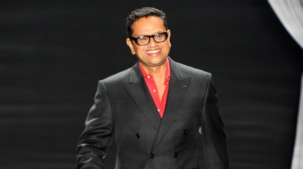 Holiday How-To: Naeem Khan Advises Faux Fur Vests, Elegant Hostess Gifts