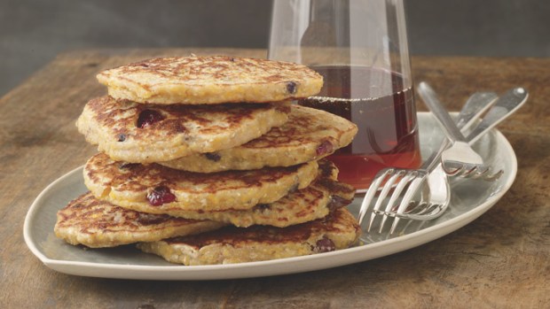 RECIPE: Toasted Oatcakes with Berry Confetti