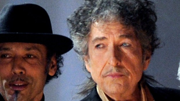 Bob Dylan Will Bump Your Fist If You Just Ask Around Town For Him