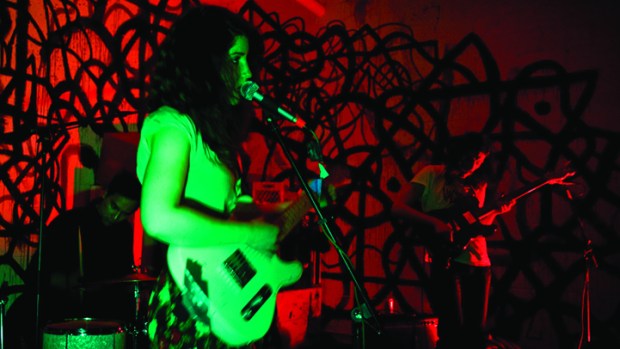 Last Night At 285 Kent: Vivian Girls, Widowspeak, Woven Bones