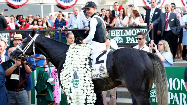 Tapwrit Overtakes Race Favorite Irish War Cry at 2017 Belmont Stakes