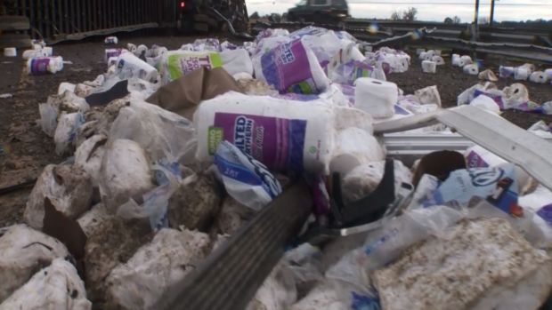 http://media.nbcnewyork.com/images/620*349/NC_tpspill1121_1920x1080.jpg