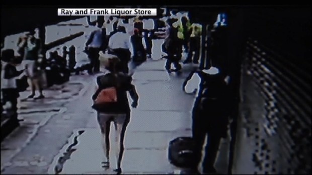 [NY] Flying Buzzsaw Hits Pedestrian in NYC