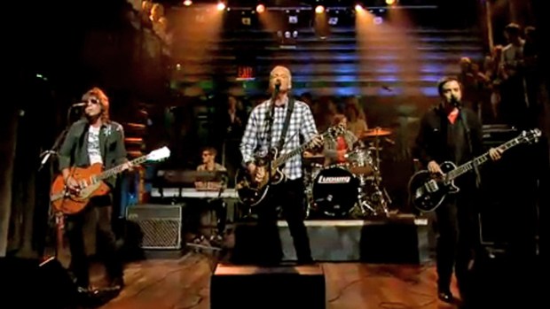Watch Fountains of Wayne: "Survival Car"