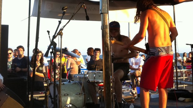 Last Night at Rockaway Beach: Friends, Kingdom, JEFF the Brotherhood