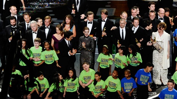 Staten Island Kids Sing Oscar Finale
