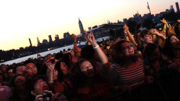 Groupon, Live Nation Form Ticketing Site