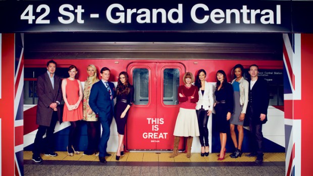One Shot: Anna Wintour, Victoria Beckham Rep Great Britain on a Subway Platform