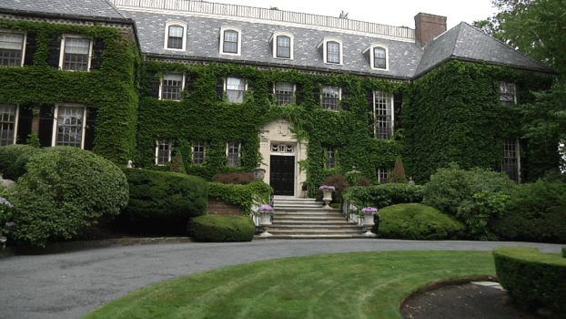 This Week on Open House NYC: A Special English Estates Episode