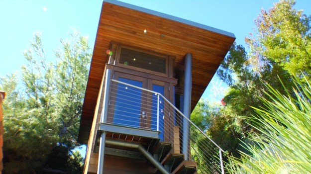 Live in Luxury in a Tree House
