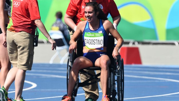 Knee Injury Keeps Runner Who Helped Opponent From Final