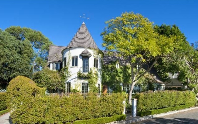 The Old School Hollywood Pad of Courteney Cox and Carole King