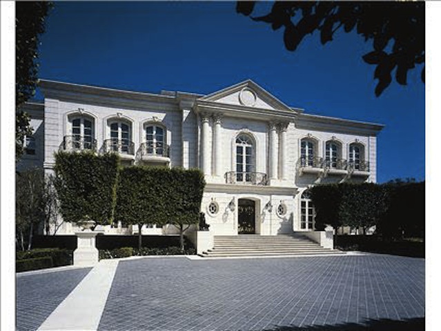Mansion Built for Iris Cantor Sells for $40M 