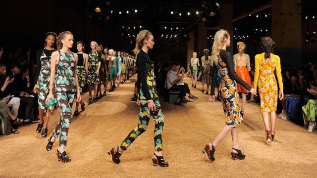 Proenza Schouler's Spring Collection Takes Cues from '50s Architecture