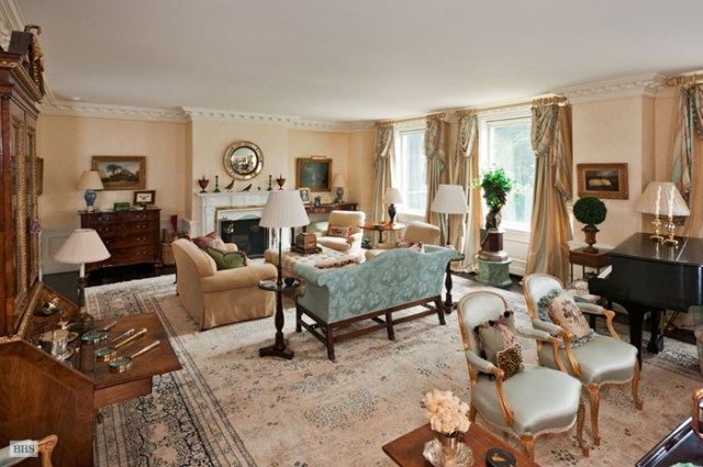Live Like a Socialite in a 5th Avenue Triplex for $21M