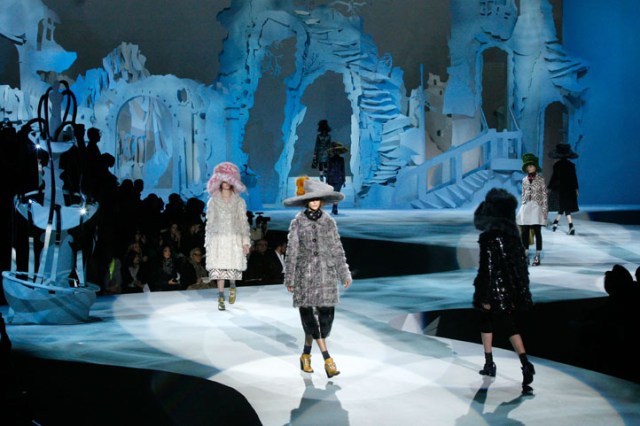 Marc Jacobs Offers Edwardian Influences, Oliver Twist, and Jamiroquai All in One