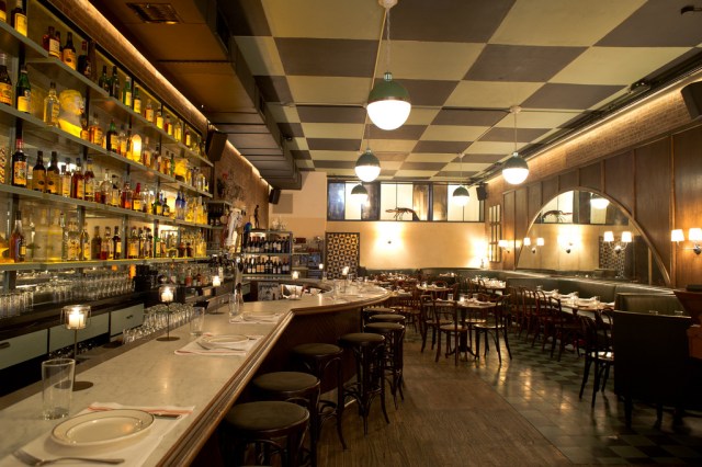 Top 10 New York Hotspots for Fashion Week
