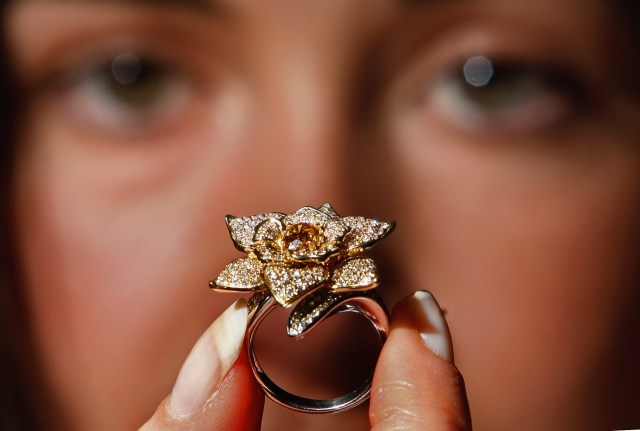 Hottest Bling Gets Cold Shoulder