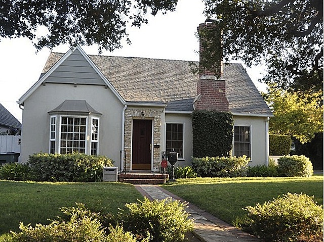 IRS Debt Forces Marlee Matlin to List Pasadena Home 