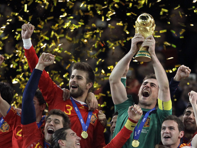 Dramatic Photos: Spain Wins 2010 World Cup