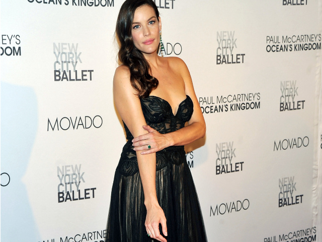Best Dressed of the Week: Liv Tyler, Sienna Miller, More